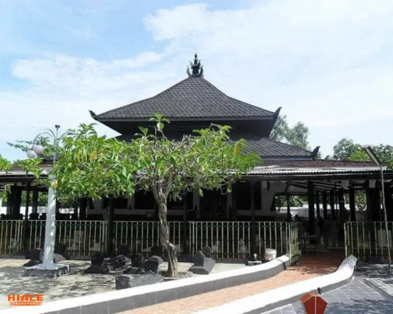 Wisata Religi Demak