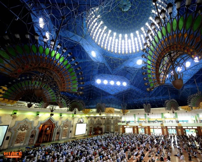 JIC Mosque InteriorSource byJakarta Islamic Centre