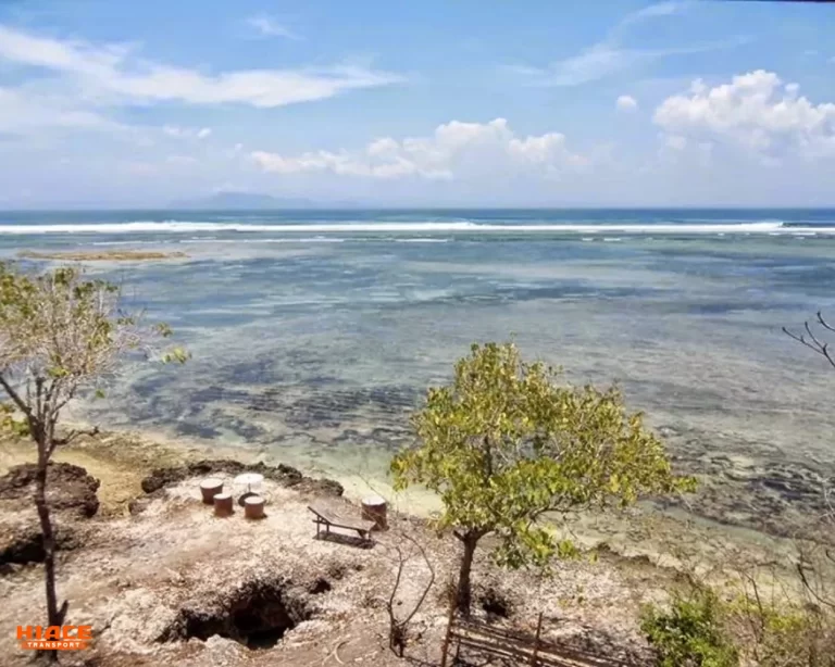 Pantai Plengkung