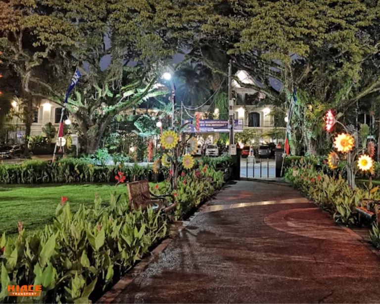 Taman Malam Hari Source by Em Yopik Rifai