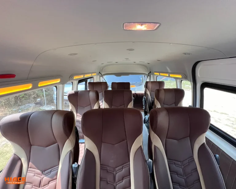 Hiace Executive - Interior