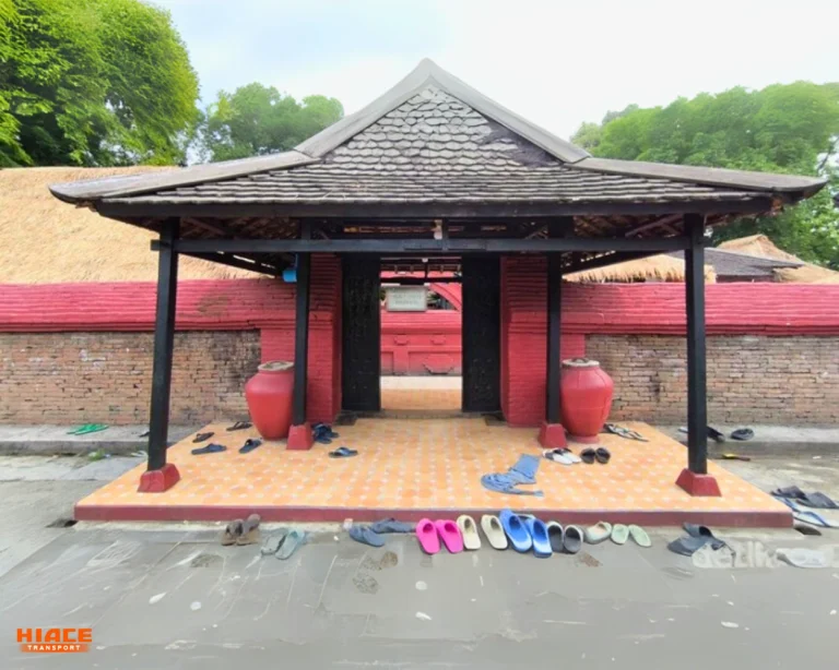 makam ki gede trusmi