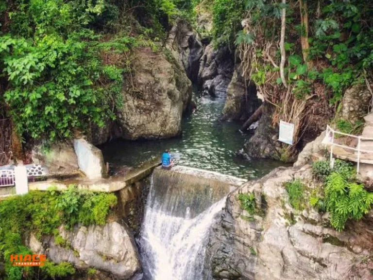 Ngarai Green canyon Karawang source by IDN times