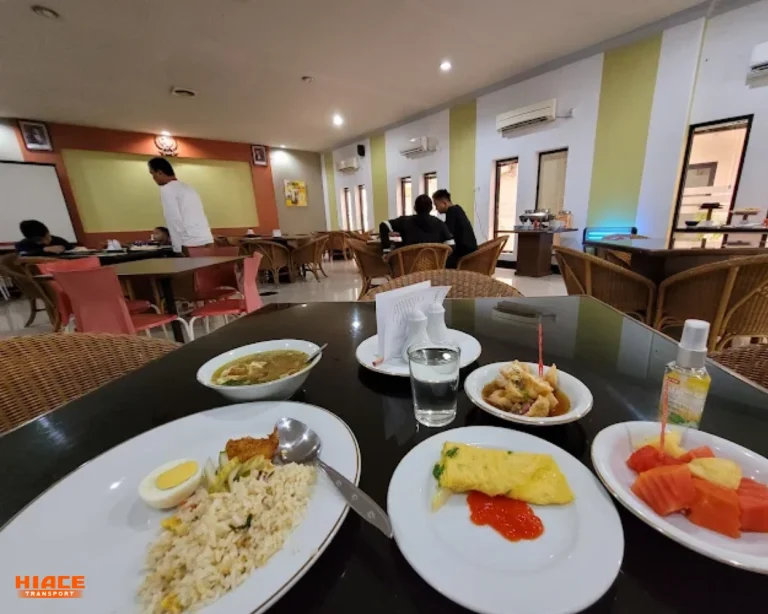 restoran onos hotel cirebon by risang anggara