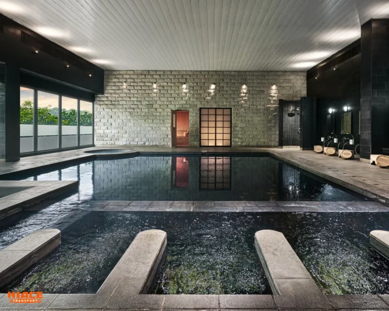 Kolam renang delonix hotel by delonixhotel.com