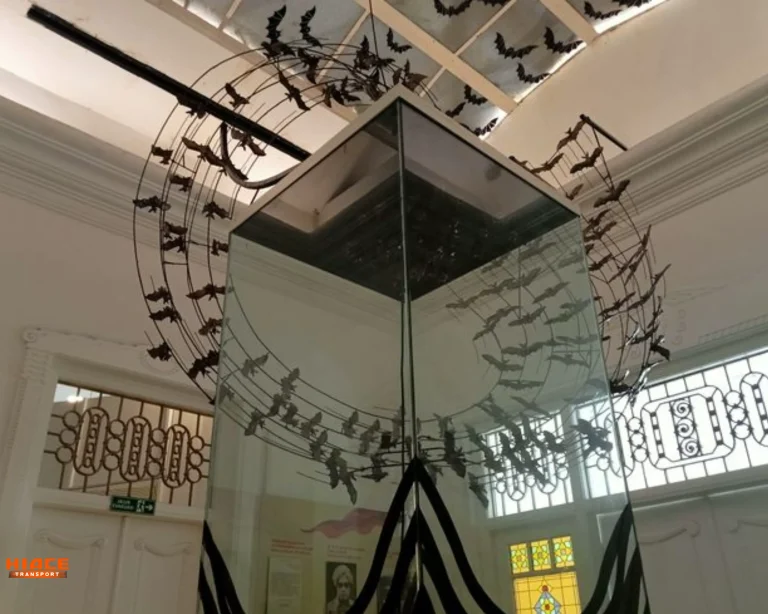 seni di Museum Bekasi Source by travel.kompas.com