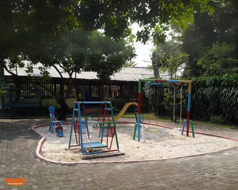 hotel di bekasi timur