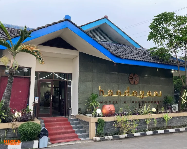 View depan Hotel Handayani by Odi Hutajulu