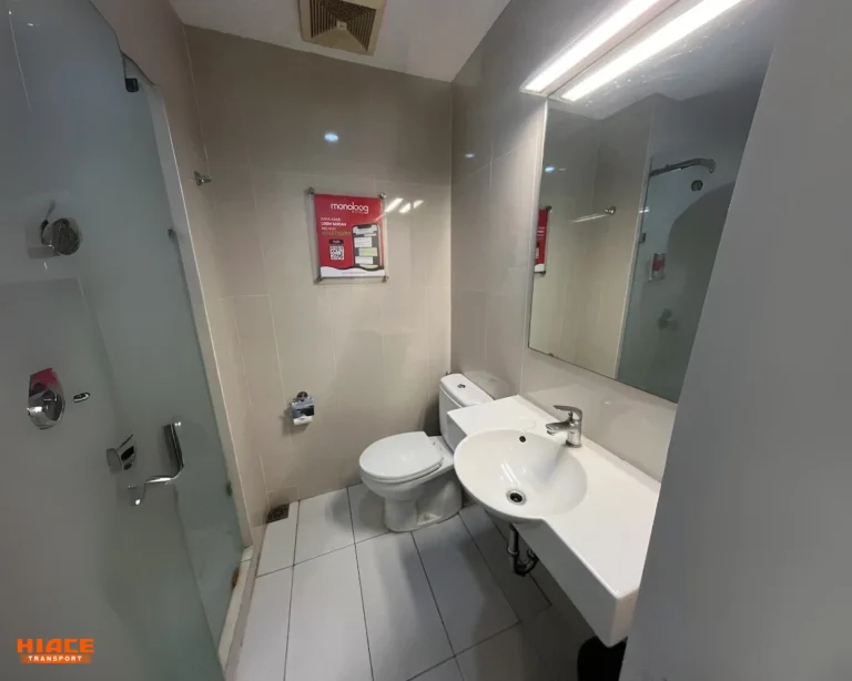 WC Monoloog Hotel Bekasi by Samaran P