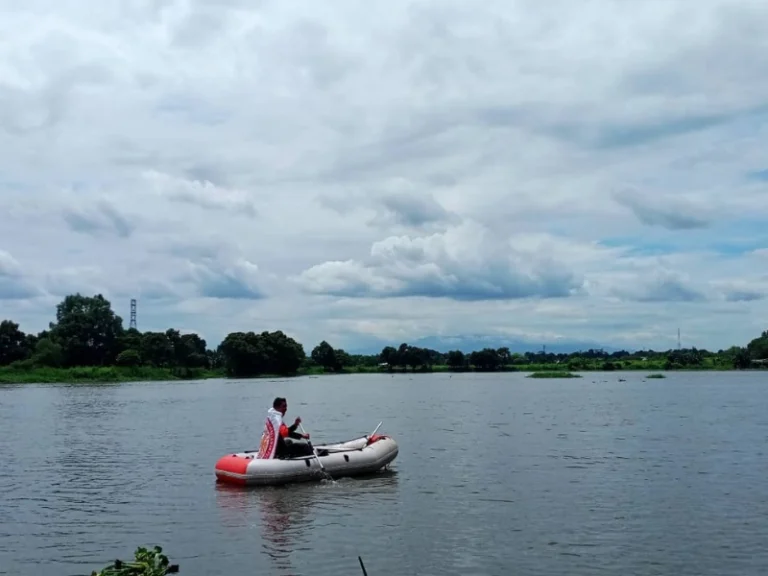 berperahu source by tempat wisata