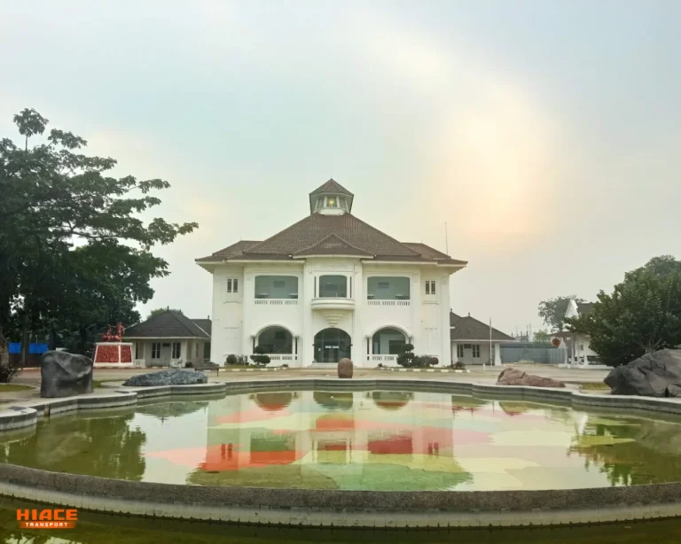 gedung juang bekasi by Ahmad munawir