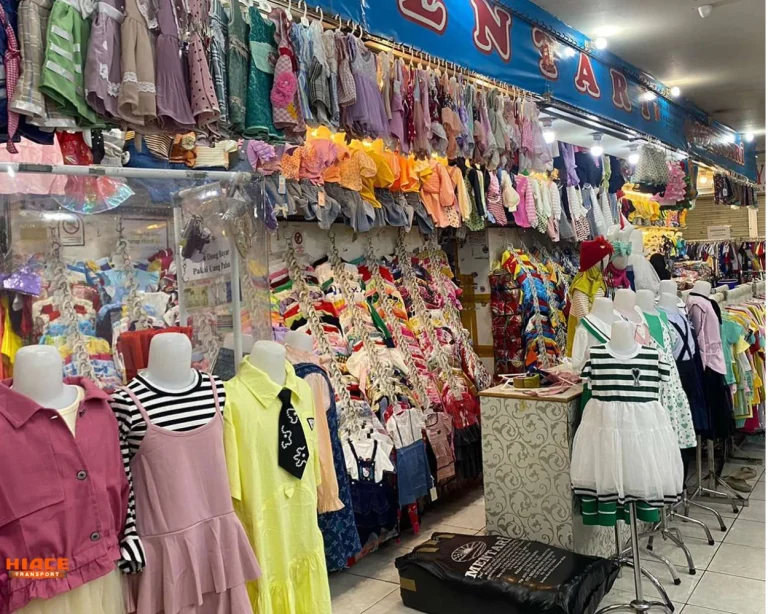 Toko Baju Pasar Turi by tourism.surabaya.go.id