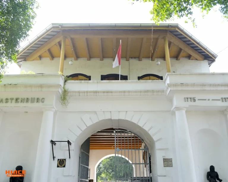 Benteng Vastenburg by rudyanto