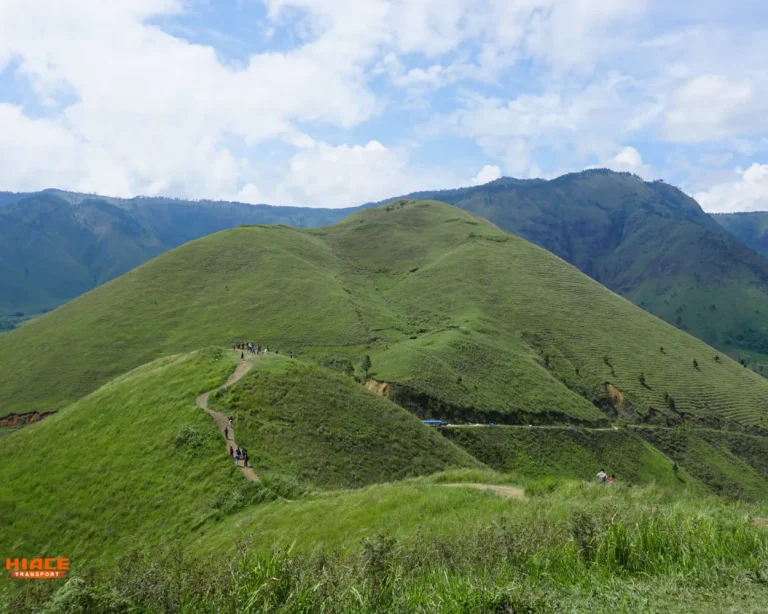 Bukit Holbung Source by Tiket.com