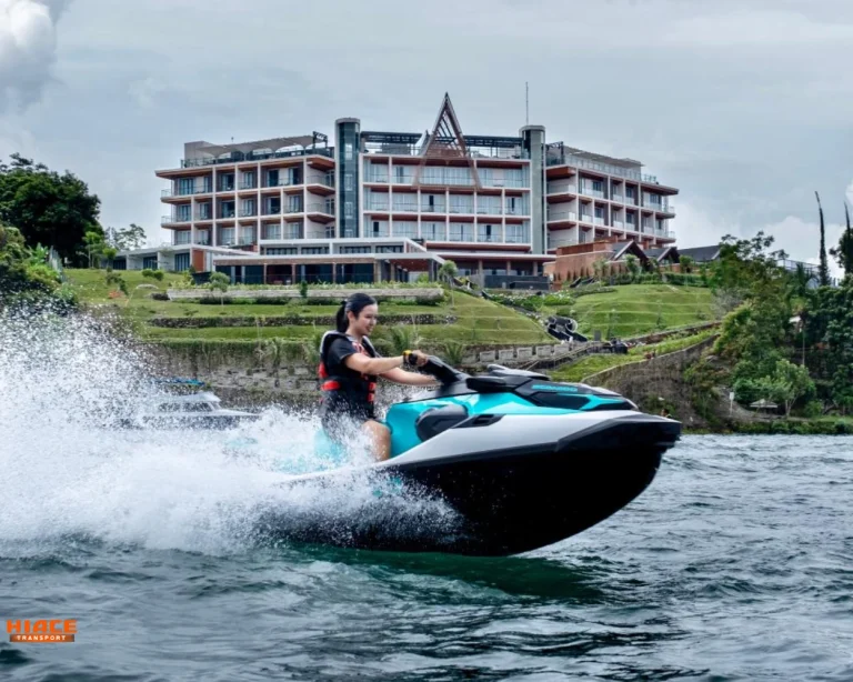 Jetski Danau Toba