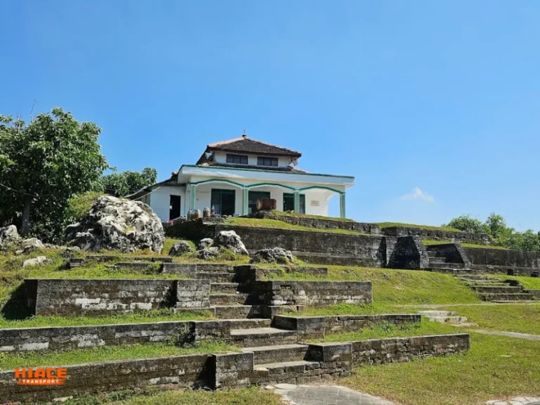 Melihat Jejak Arsitektur Kerajaan source by I ketut purbawa