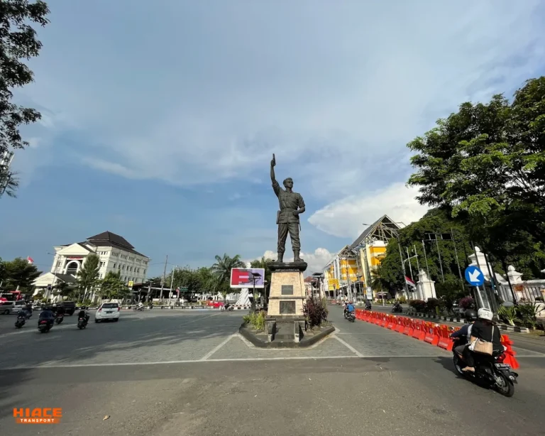 Tugu Patung by thorofi