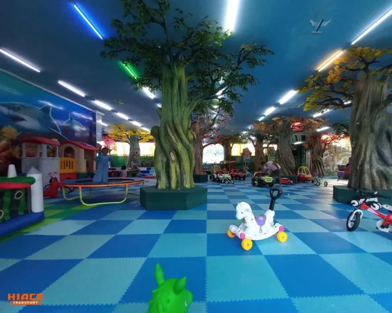 Playground indoorby andrie eva hayatun