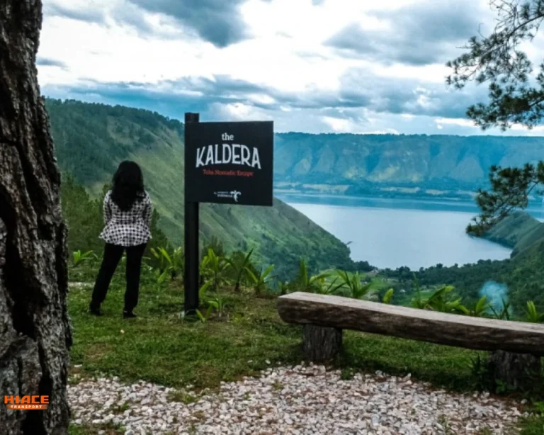 Spot duduk Danau Toba