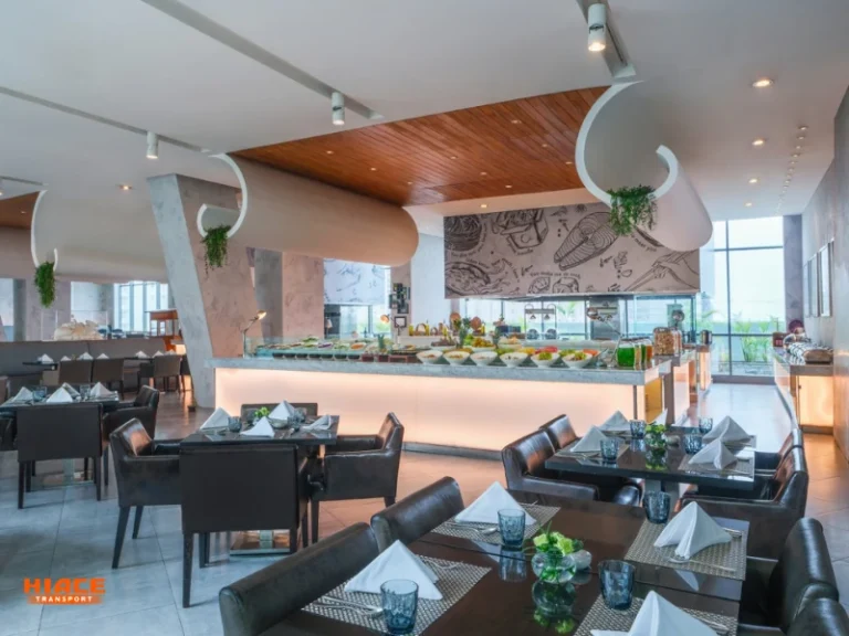 Tersedia makanan dan meja makan source by pullman jakarta central park