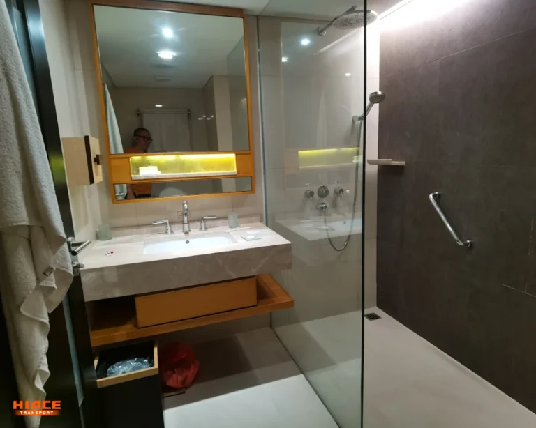 Toilet-Club Premiere Twin by muhammad firmansyah