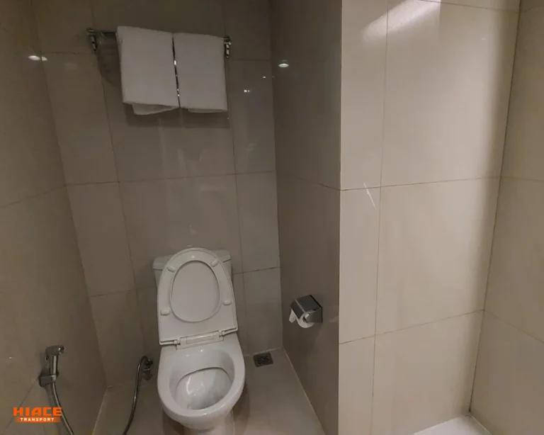 Toilet-Deluxe Room Twin eko susanto