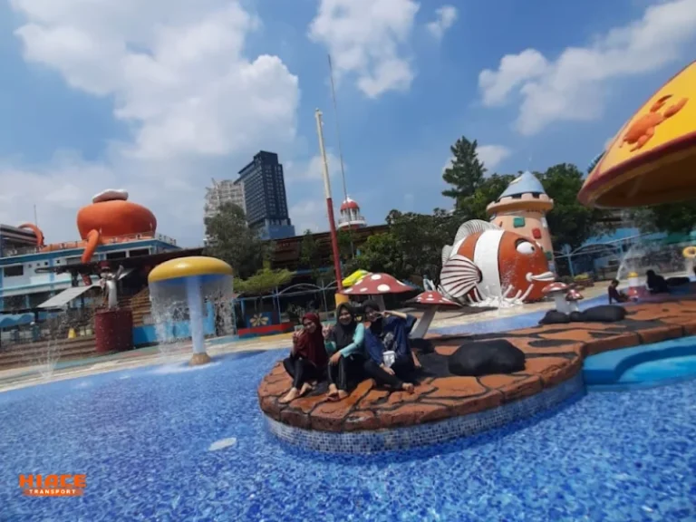 berenang kolam bersama keluarga source by evie listya