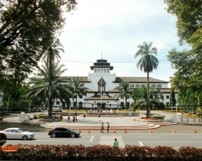 Vibes Gedung Sate Bandung Source by Bobobox