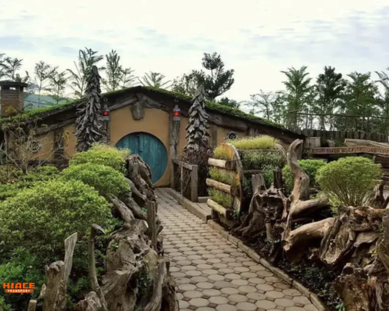 Hobbit House