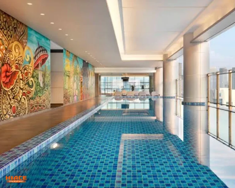 Kolamberenang by hotel mercure jakarta gatot subroto