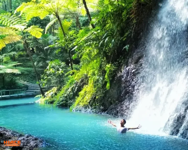 Menikmati Kesegaran Aliran Air Terjun source by sukabumiupdate.com