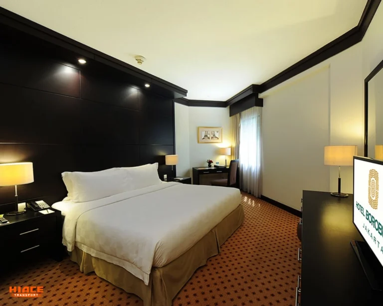 hotel borobudur jakarta