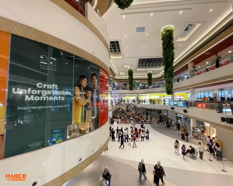 Vibes mall by jeuny w