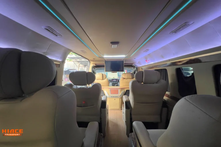 Interior - Toyota Hiace Luxury - 2022 - H 7182 AQ - WM