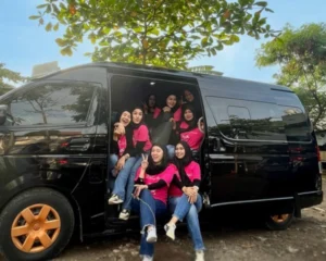 sewa mobil harian bekasi
