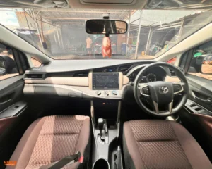 Innova reborn interior